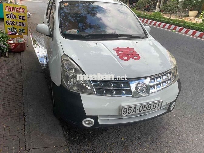 Nissan Livina 2011 Tự động Trắng nhập nhâtk