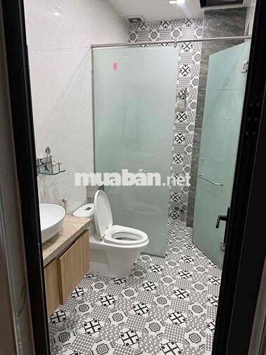 NHÀ ĐẸP NGAY CHỢ BẮC MỸ AN 4PN,4WC