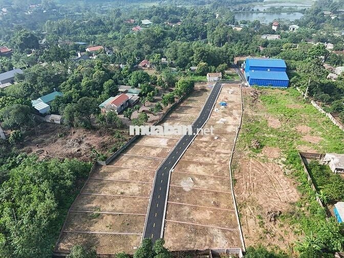Bán Lô đất gần hồ full thổ cư,  sổ đỏ, tại Trung Tâm Cẩm Lĩnh, Ba Vì