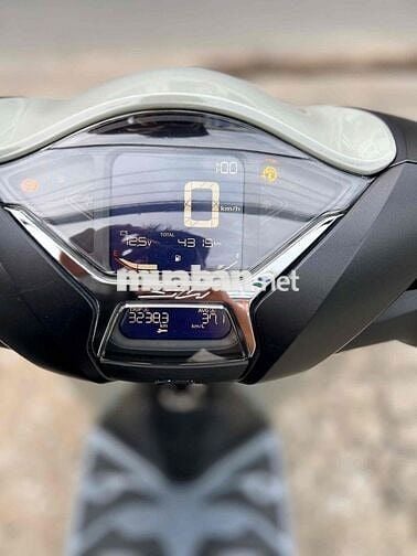 Honda SH 160 ABS 2025 4000 km Xám