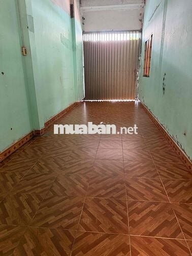 Cho thuê kho 12 x35-420 m ( co nhà cấp 4 )-2 phong sach sẽ-giá 16 tr