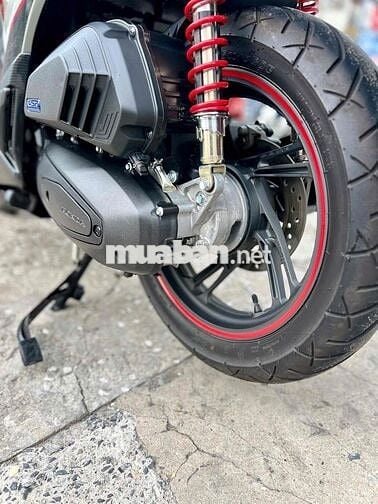 Honda SH 160 ABS 2025 4000 km Xám