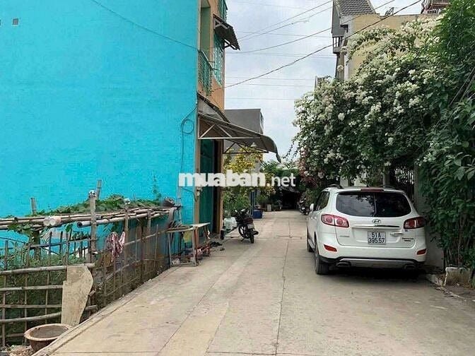 Bán đất Bình tân 91m2 giá chỉ 4,3 tỷ, SHr, hẻm 5m