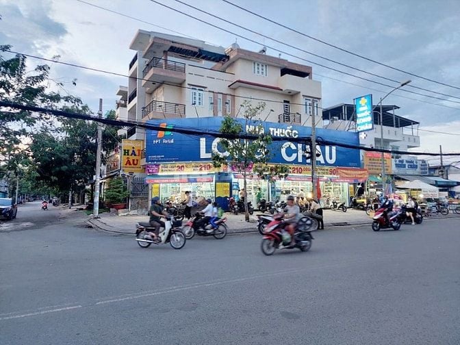 Bán nhà Mặt tiền KDC Him Lam Ba Tơ P7 Q8 