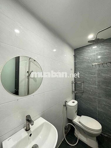 STUDIO BAN CÔNG THOÁNG ĐẸP FULL NỘI THẤT NGAY TRUNG TÂM QUẬN 10