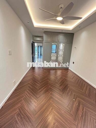 CHO THUÊ CĂN HỘ 140m2 2PN 1PK 3WC SÁT BÌNH THẠNH Ở VẠN PHÚC CITY