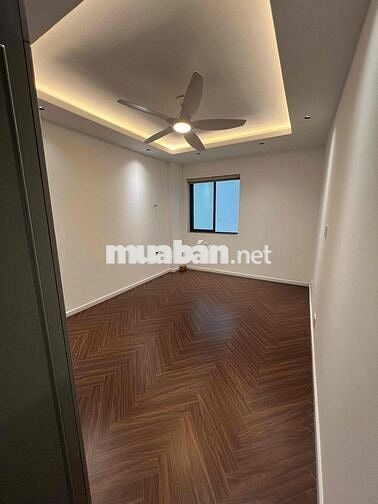 CHO THUÊ CĂN HỘ 140m2 2PN 1PK 3WC SÁT BÌNH THẠNH Ở VẠN PHÚC CITY