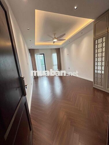 CHO THUÊ CĂN HỘ 140m2 2PN 1PK 3WC SÁT BÌNH THẠNH Ở VẠN PHÚC CITY