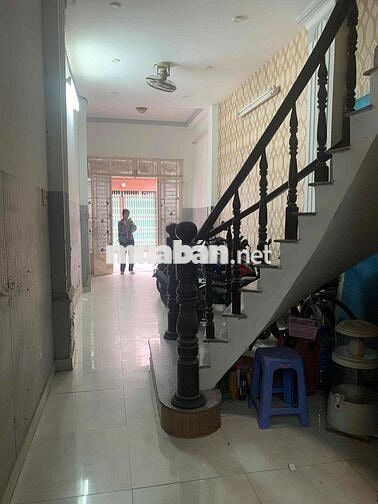 NHÀ NGUYÊN CĂN THÀNH THÁI – TRUNG TÂM QUẬN 10 – 4PN RỘNG RÃI + 3PN