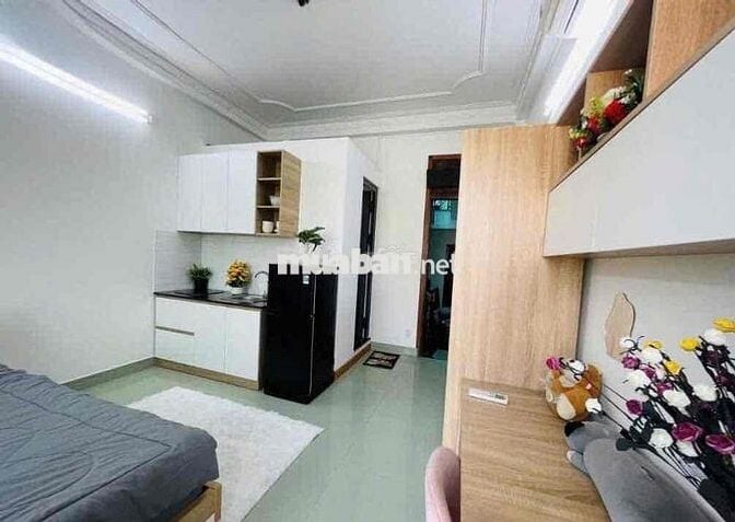 STUDIO BAN CÔNG THOÁNG ĐẸP FULL NỘI THẤT NGAY TRUNG TÂM QUẬN 10
