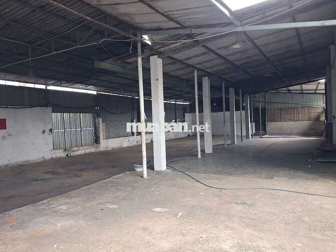 KHO XƯỞNG CHO THUÊ 420M² – PHAN VĂN HỚN, BÀ ĐIỂM- 16 TRIỆU/THÁNG