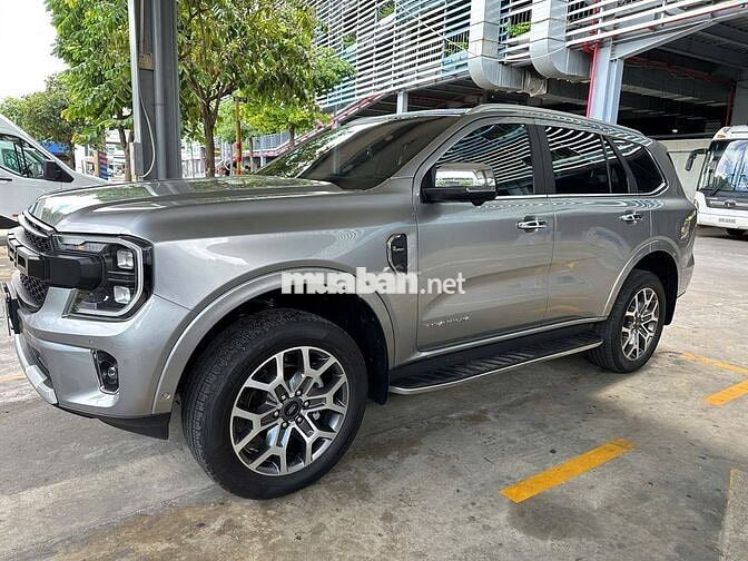 Ford Everest Titanium 2022 4x4, 26.000km, vay 75%