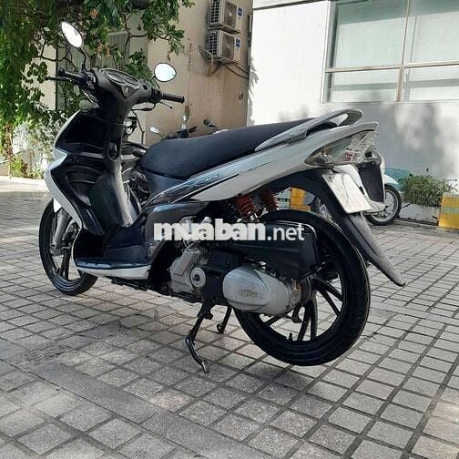 Suzuki Hayate 125 