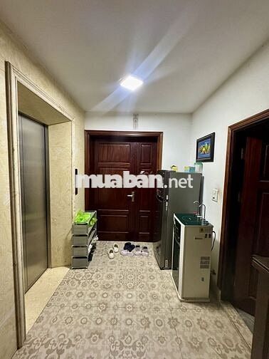 Cho thuê văn phòng 550m2 số 2F ngõ 264 Hoàng Văn Thái, Hà Nội