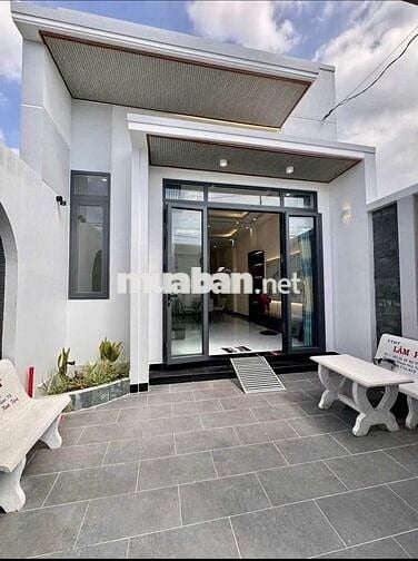 CHÍNH CHỦ XÂY NHÀ CẤP 4 CẦN BÁN NGAY ĐƯỜNG ĐỒNG KHỞI GIÁ CHỈ 450 TRIỆU