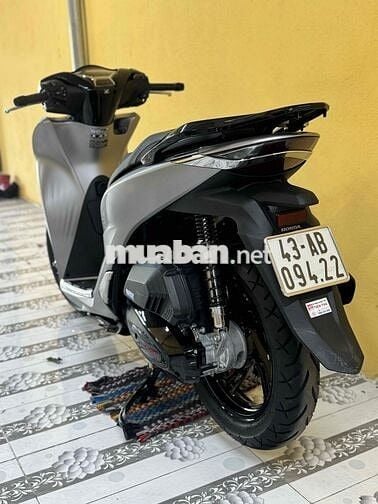 SH 125 đời 2025 Xám sporty 3 nghìn mới 99%