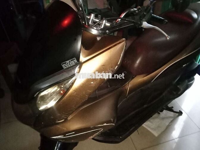Honda PCX đời đầu 