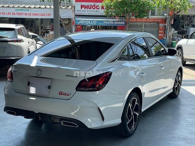 Cần bán chiếc MG 5 bản luxury 