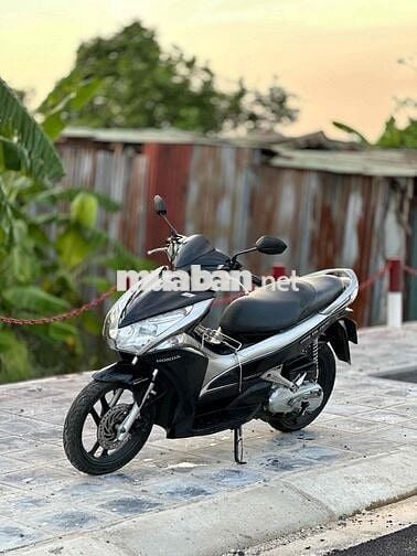 Honda Air Blade Đời đầu Đen bạc 255486 km
