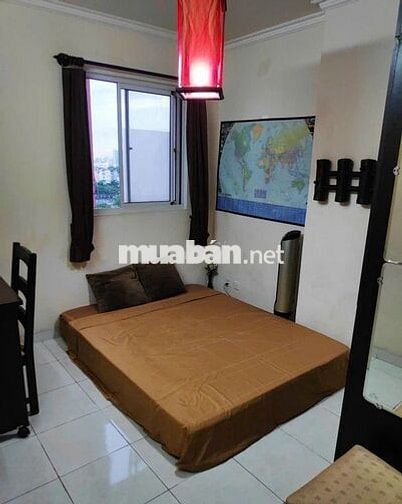 Phòng có máy lạnh/quạt với nhiều chế độ hoạt động khác nhau.