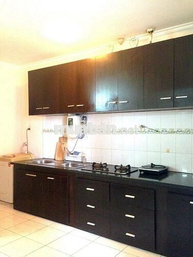 Phòng có máy lạnh/quạt với nhiều chế độ hoạt động khác nhau.