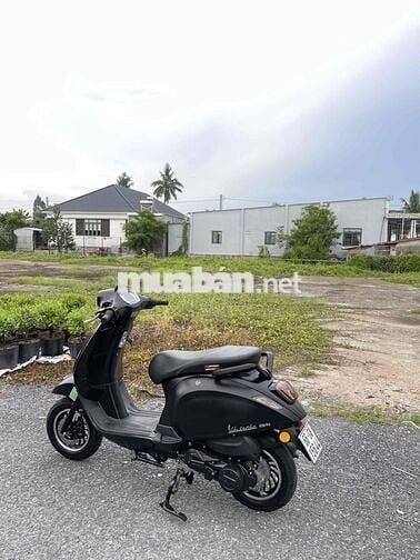 Cần Bán Vespa 50cc lướt zin còn đẹp keng