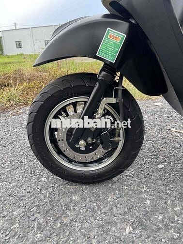 Cần Bán Vespa 50cc lướt zin còn đẹp keng