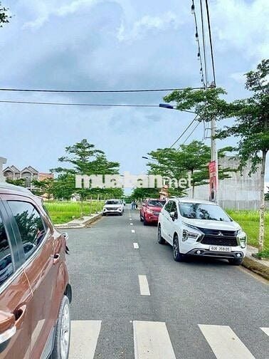 Bán 5 lô liền kề đối diện công viên ngay KDC Bửu Long mở rộng SHR TC