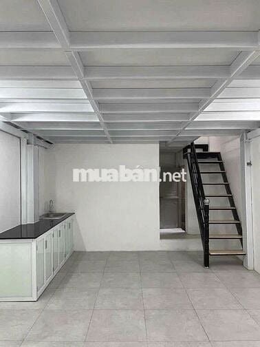 Cho thuê nhà mặt tiền Ngô Đức Kế, P.12, Bình Thạnh, DT 4x30m