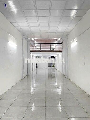 Cho thuê nhà mặt tiền Ngô Đức Kế, P.12, Bình Thạnh, DT 4x30m