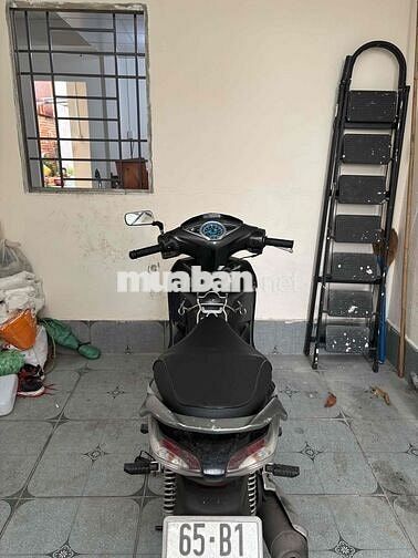 Cần bán Future 125 Fi bánh mâm giấy tờ đầy đủ