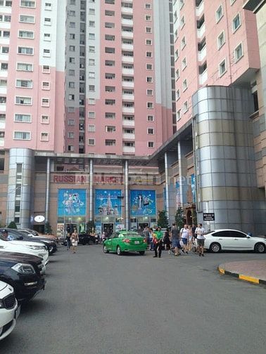 Phòng có máy lạnh/quạt với nhiều chế độ hoạt động khác nhau.