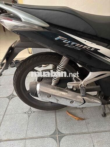 Cần bán Future 125 Fi bánh mâm giấy tờ đầy đủ