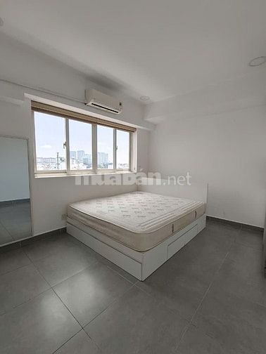 Cô Hương bán CH H3 Hoàng Diệu Q4 73m 2PN 1WC SHCC giá tốt 4,7ty