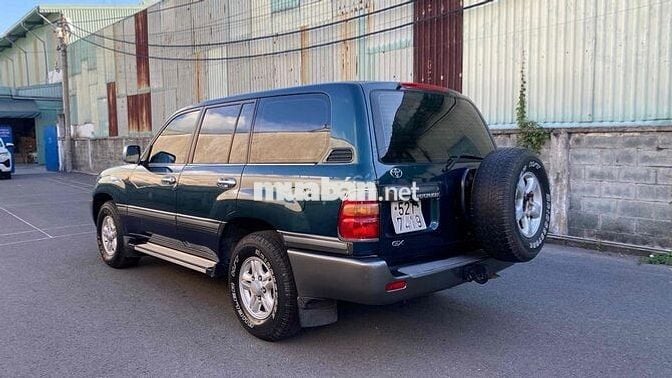 Toyota Land Cruiser 2002 Xanh 4 chỗ
