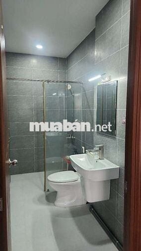 🏕️📣 E CHO THUÊ NHÀ NGUYÊN CĂN ĐẸP XINH VIEW TRƯỜNG HỌC -CÔNG VIÊN