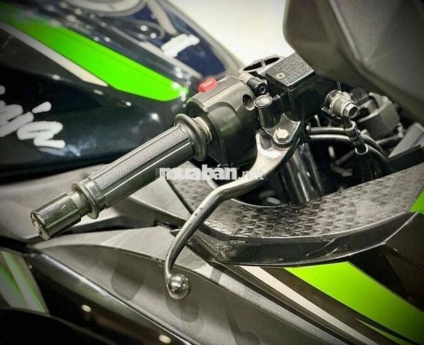 KAWASAKI NINJA300 ABS 2016