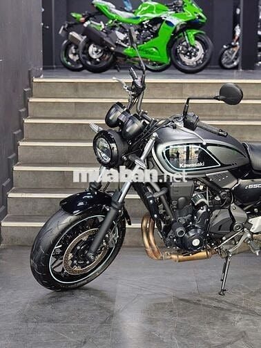Kawasaki Z650 RS 2023 Xám Titan 3000km