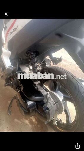 Yamaha Luvias Trắng, cam, đen Xe zin, còn tốt