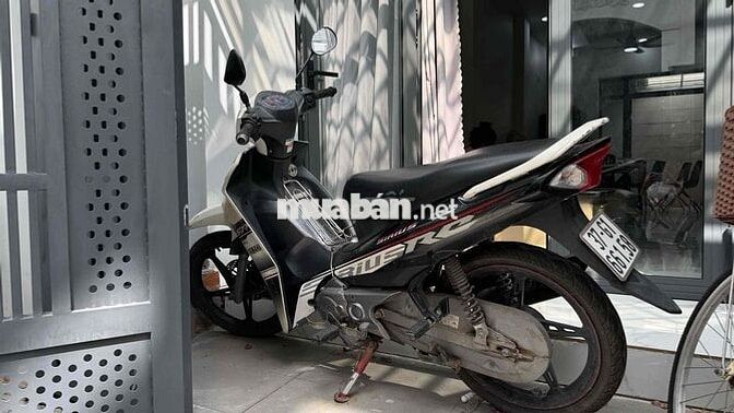 Yamaha Sirius RC Trắng đen Thể thao