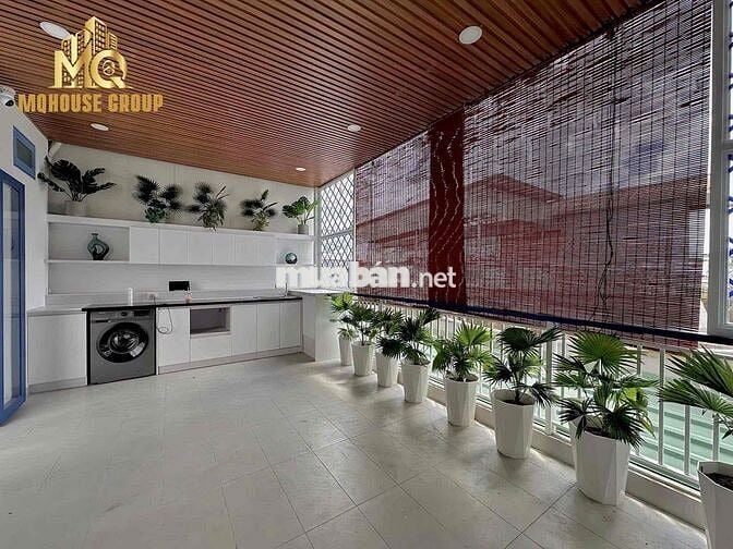 PENTHOUSE NGAY ETOWN CỘNG HOÀ - FULL NỘI THẤT - DT 50m2