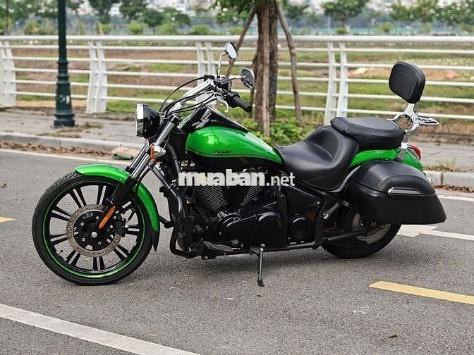 Kawasaki Vulcan 900 Custom 2019 Odo 300 Mile