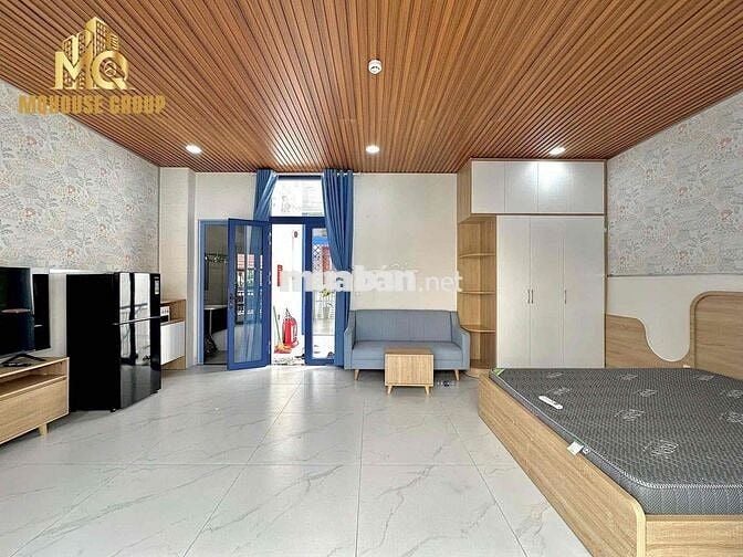 PENTHOUSE NGAY ETOWN CỘNG HOÀ - FULL NỘI THẤT - DT 50m2