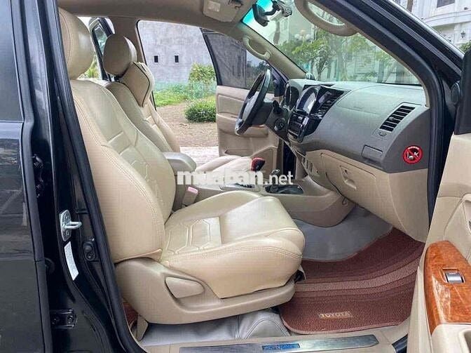 Toyota Fortuner 2009 2 cầu Đen