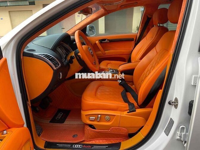 Audi Q7 2010 Trắng Tự động 3.0 7 chỗ