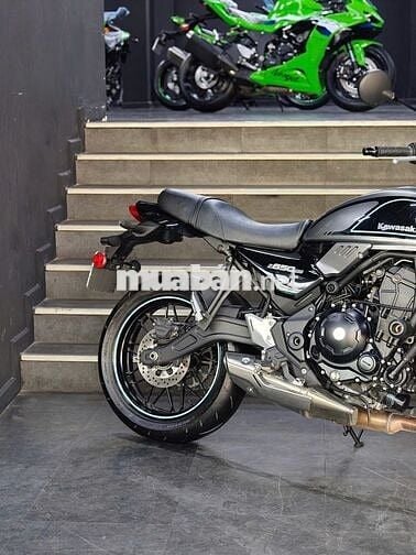 Kawasaki Z650 RS 2023 Xám Titan 3000km