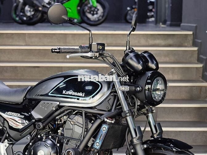Kawasaki Z650 RS 2023 Xám Titan 3000km