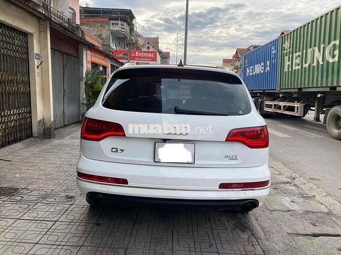 Audi Q7 2010 Trắng Tự động 3.0 7 chỗ