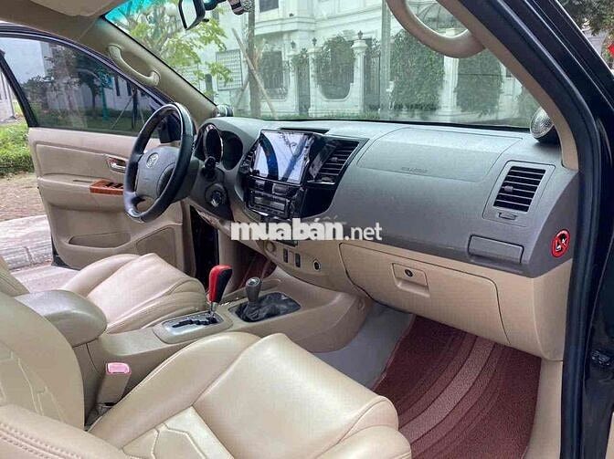 Toyota Fortuner 2009 2 cầu Đen