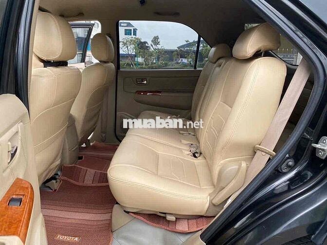 Toyota Fortuner 2009 2 cầu Đen